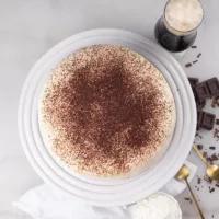 tarta-de-cerveza-negra-vista-cenital