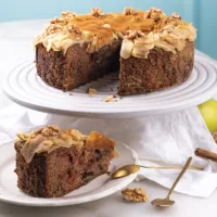 tarta-de-manzana-nueces-y-canela-porcion