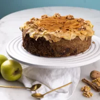 tarta-de-manzana-nueces-y-canela