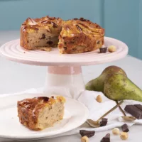 tarta-de-pera-avellana-y-chocolate-porcion