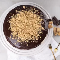 tarta-turron-y-chocolate-vista-cenital